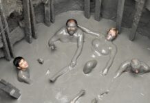 mud bath Volcán de Lodo el Totumo